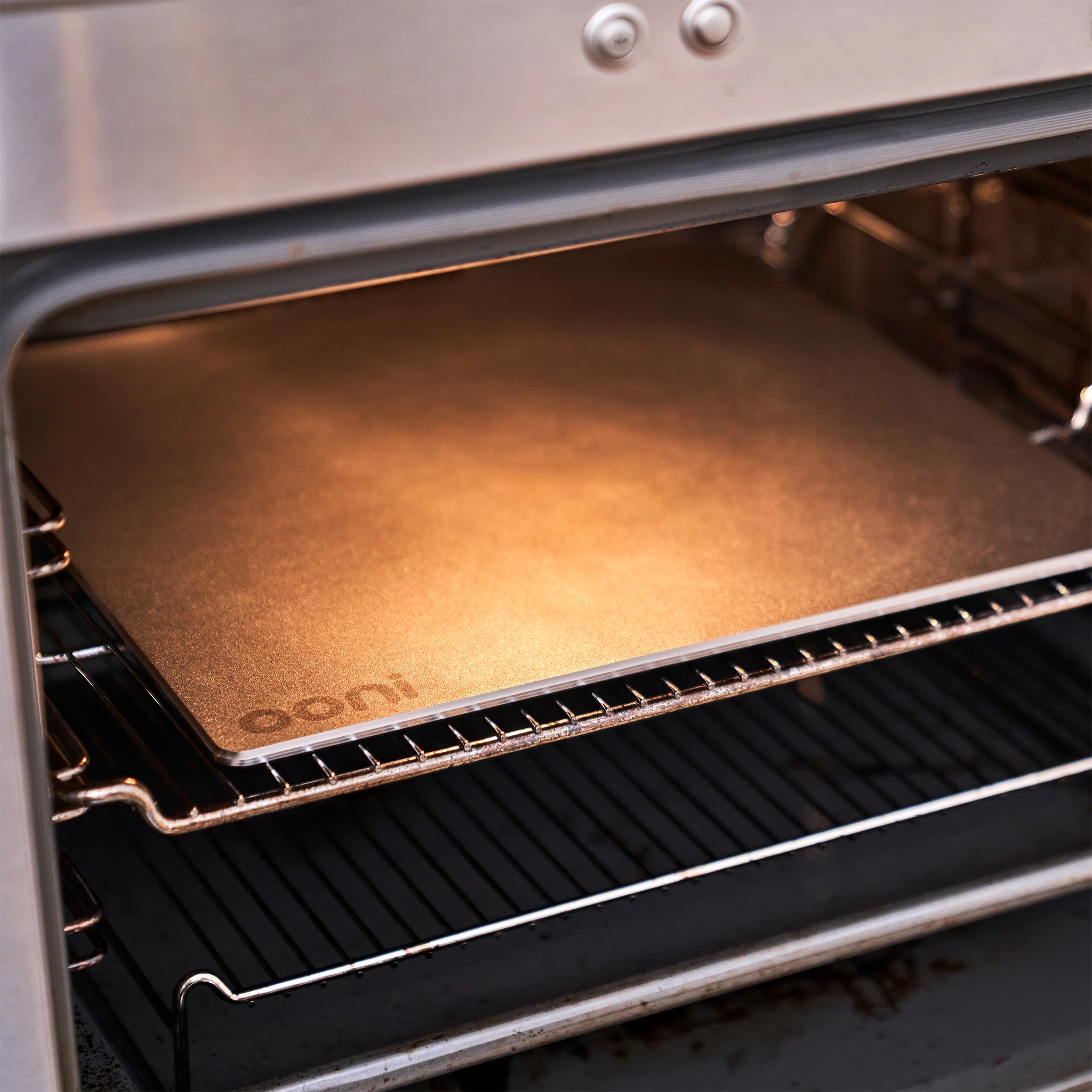 Ooni Pizza Steel and 12" Peel Bundle - Image 3